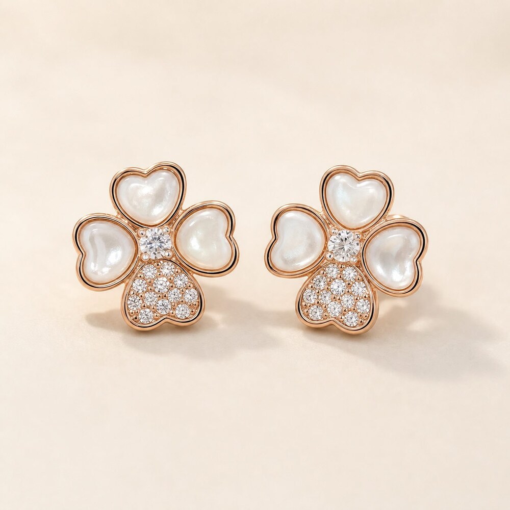 Van Cleef & Arpels Elegant Signature Earrings Style 3 | New with Box